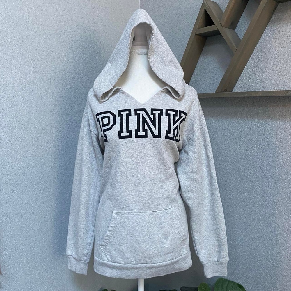 VS PINK GREY HOODIE LONG SLEEVE PULLOVER SWEATSHIRT Y2K MODERN ACTIVEWEAR GRUNGE